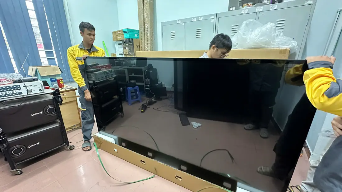Vận chuyển, lắp đặt tại phòng họp — Sở NN&PTNT Đồng Nai