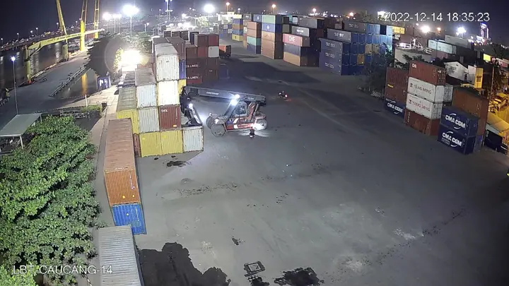 Hệ thống camera giám sát cầu tàu & bãi container – Cảng Đồng Nai