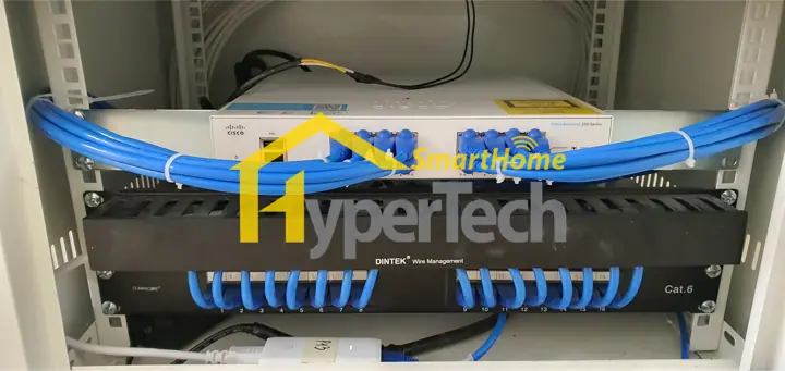 Hạ tầng mạng doanh nghiệp – tủ rack & đi dây chuẩn (Tòa nhà D2D)
